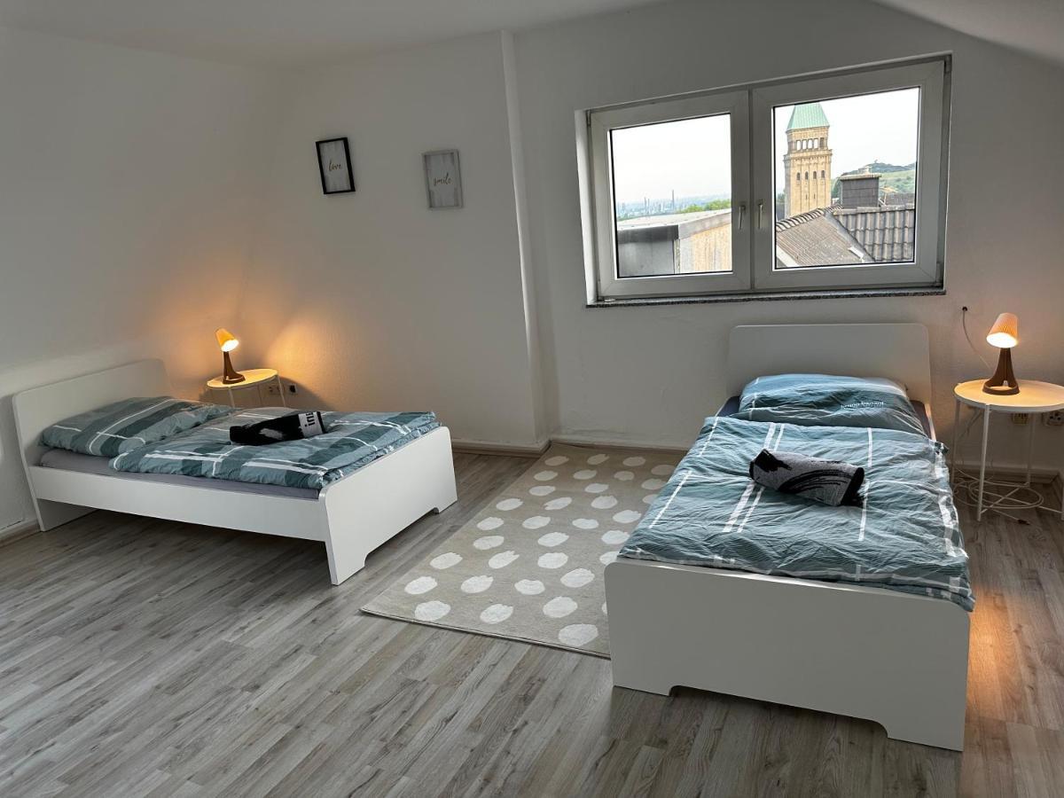 A&V Apartments Schoene Dachgeschoss Wohnung Apt Sterne Gelsenkirchen Kültér fotó